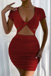 Kelsidress Solides, kurzärmliges, figurbetontes Kleid mit V-Ausschnitt